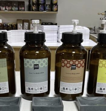 Fair Squared Storkøb     Liter Flydende økologisk Shampoo Med Apricot
