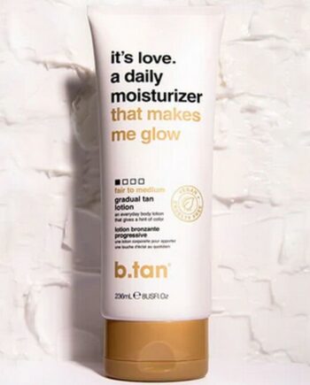 Tan Its Love   Daily Moisturiser That Makes Me Glow 236 Ml