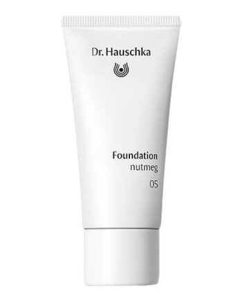 Dr  Hauschka Foundation 05 Nutmeg