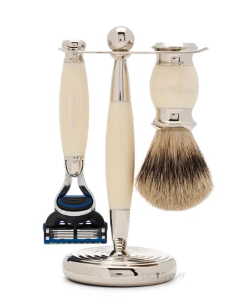 Truefitt   Hill Barbersæt Med Fusion Skraber  Grævlingebørste Og Holder  Edwardian  Faux Ivory