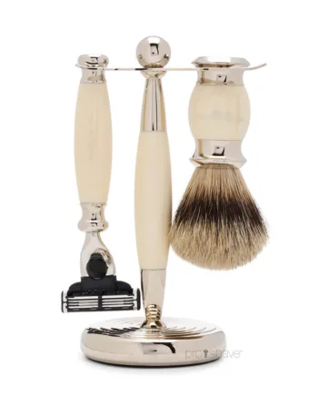 Truefitt   Hill Barbersæt Med Mach3 Skraber  Grævlingebørste Og Holder  Edwardian  Faux Ivory